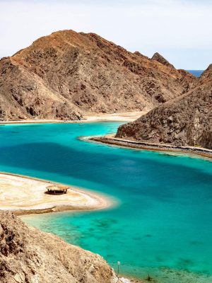 shutterstock_1682655610-min